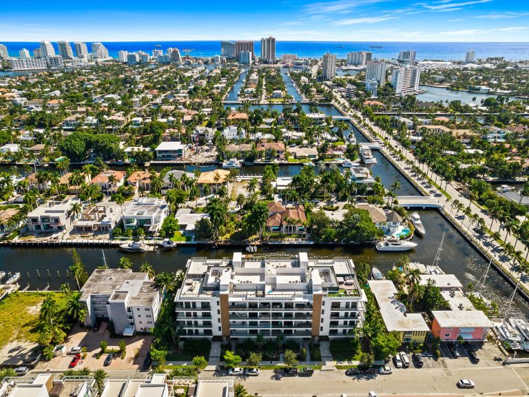 30 Isle of Venice Dr. Fort Laurderdale, FL-147-min