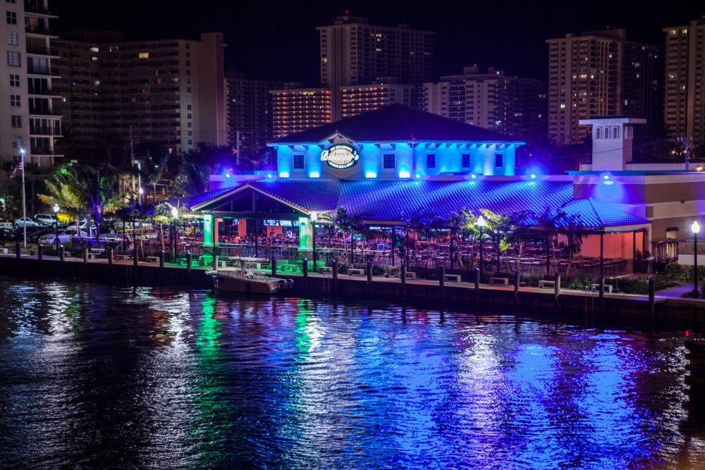 Bokampers Sports Bar in fort lauderdale