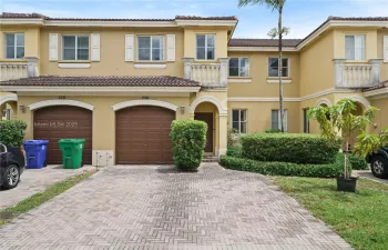 Townhouse For Sale