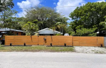 Remote controlled gate