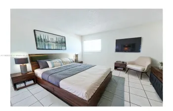 VIRTUAL STAGING.