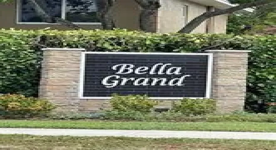 Bella Grand!