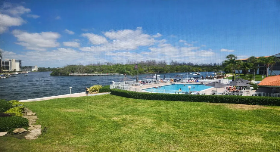 THERE ARE NOT MANY CONDO'S AT THIS PRICE WITH THIS VIEW.