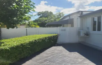 APARTMENT ENTRANCE