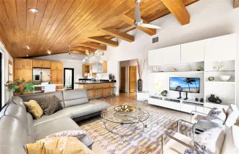 Hous Great Room