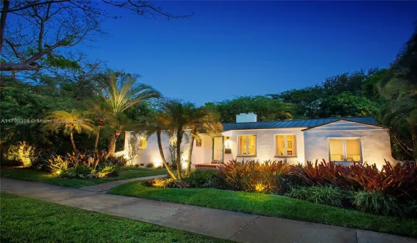 Evening view of Front