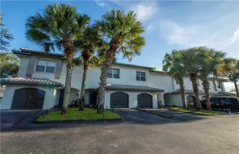 BOUTIQUE BUILDING OF 6 UNITS:  TOWNHOMES OF CAPRI ISLES