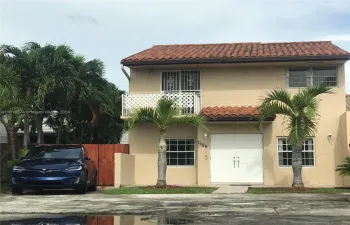 TOWNHOUSE