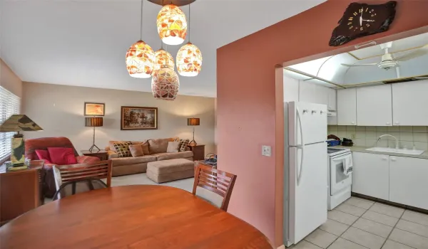 View of the kitchen/dining area/living room