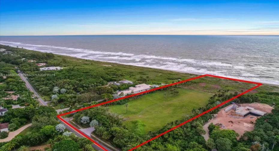 5.4 ACRES
BEST LOT OCEANFRONT LOT WITH HIGHEST ELEVATION