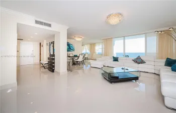 Living/Dining Area/w Direct Ocean View