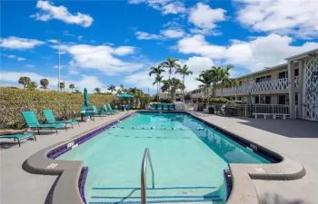 HEATED POOL & LOUNGE CHAIRS