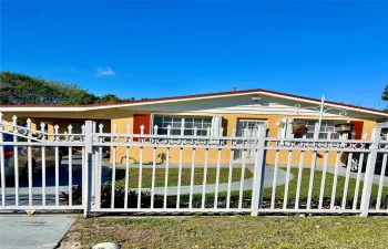 FRONT OF HOUSE