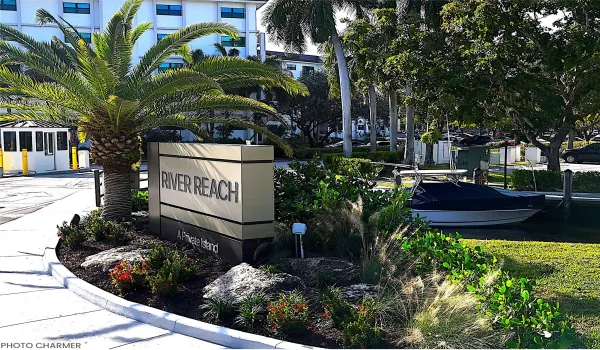 River Reach Island Condominium a gorgeous, gated waterfront community located in the very desirable downtown Fort Lauderdale neighborhood of Tarpon River.