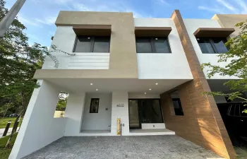 Townhouse For Sale