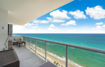 Balcony View Direct Ocean