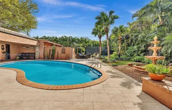 Pool and Patio toward Tennis Court