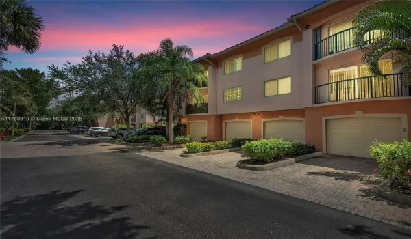 2/2 with 1 car garage