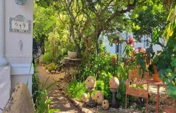 Townhouse For Sale