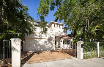 Townhouse For Sale