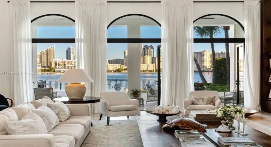 Stunning living room seamlessly blends luxury and comfort!