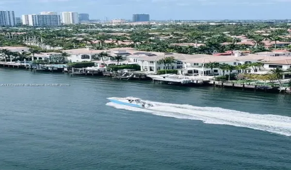Gorgeous view of Intracoastal and city from balcony