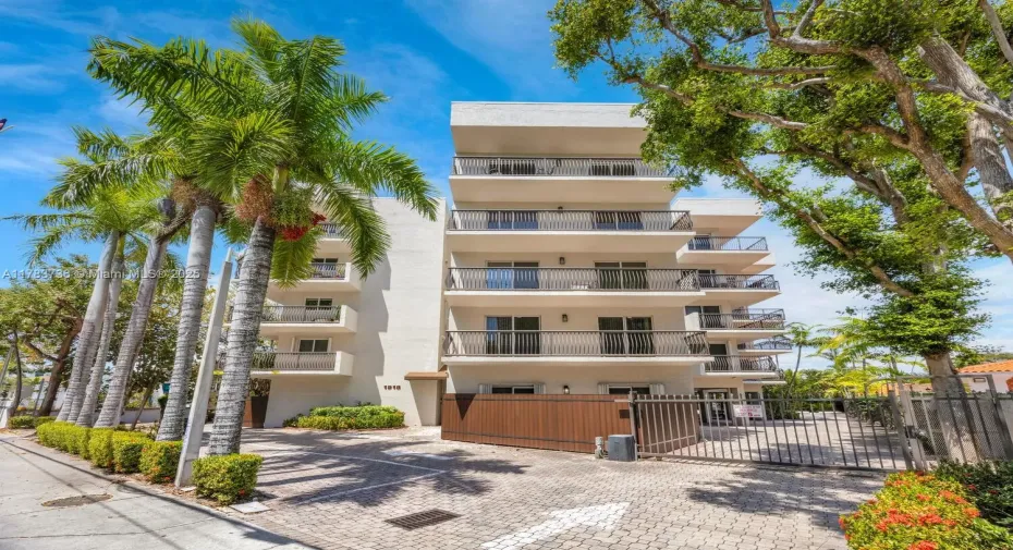 Central Brickell Ave. A fantastic location.