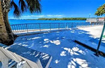 Full waterfront property with private esplannade