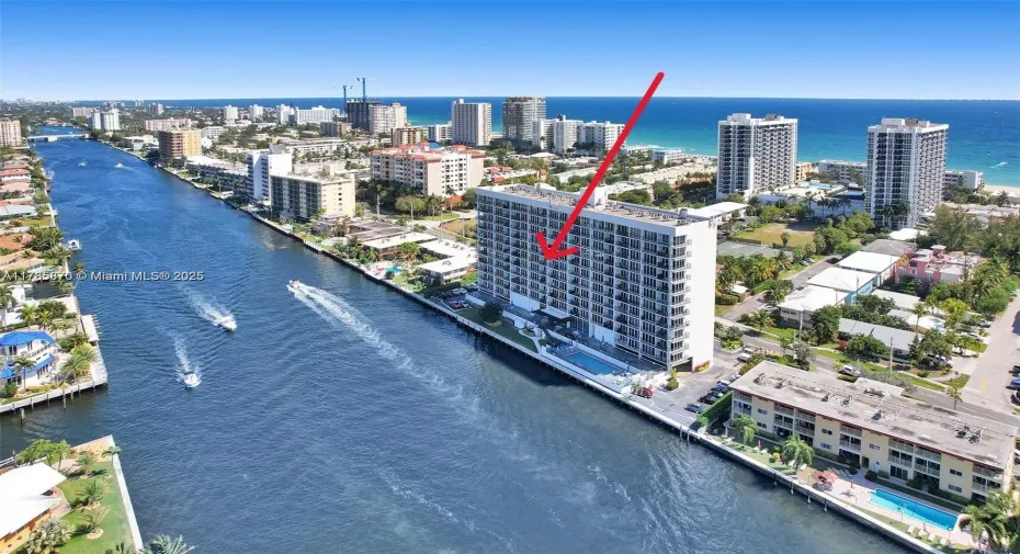SILVER THATCH INTRACOASTAL!