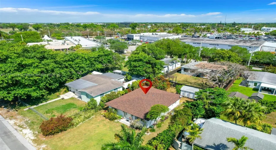 7,150 SQ FT LOT W/ A 2/2 HOME NEW ROOF, & ALL NEW APPLIANCES.