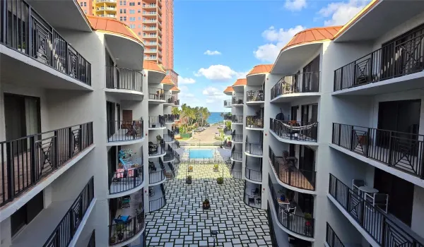 Courtyard / Pool / Ocean