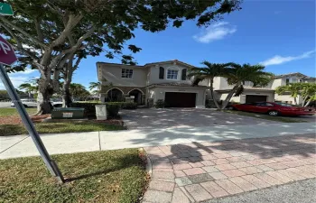 Townhouse For Sale