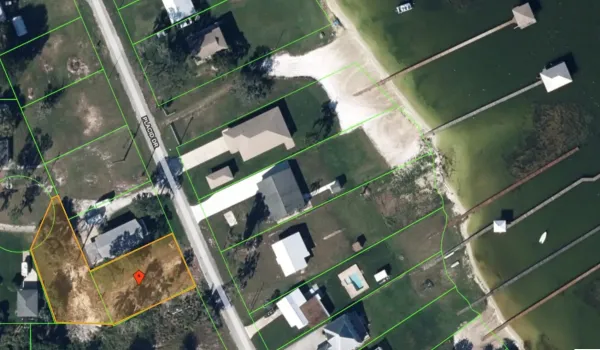 2 lots, private deeds access to Lake Childs/Placid.