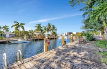 60’ dock deeded to unit 201-O