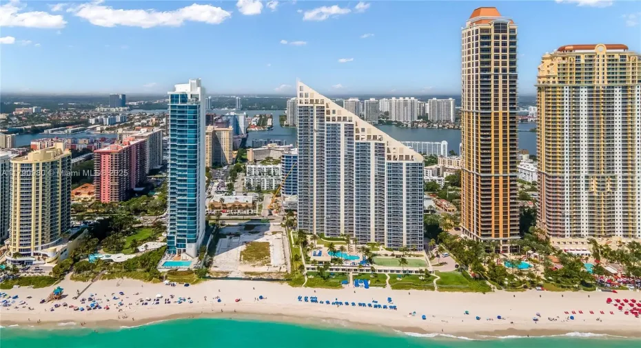 5-Star Beachfront