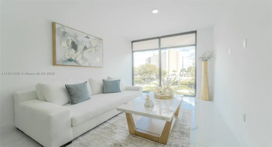 UNITS VARY DEPENDING ON FLOORPLAN TYPE