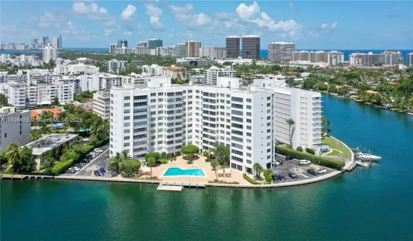 The Blair House at Bay Harbor Islands - Elegant Building Overlooking the Intracoastal