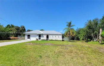 3054 NE BEECHWOOD CIR. LABELLE, FL 33935